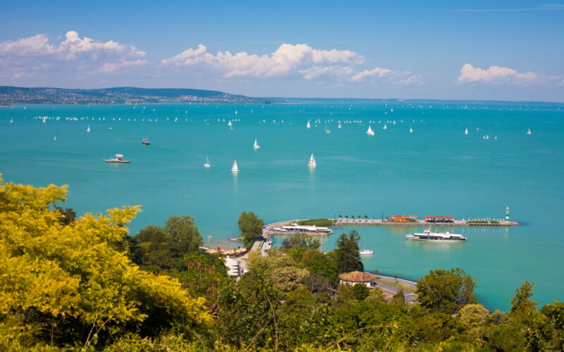 Vacanță la Balaton, Ungaria: Relaxare și distracție pe malul lacului